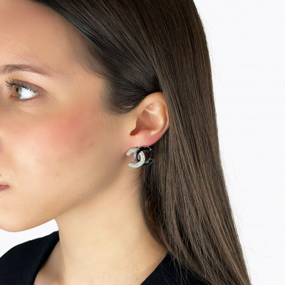 Boucles d'oreilles Chanel "Logo"