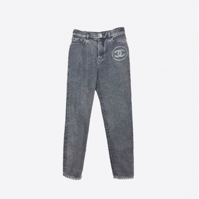 Jean Chanel gris