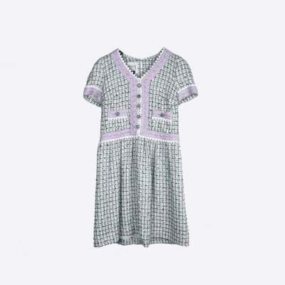Short Edward Achour dress in green and lilac tweed, with elegant buttons.