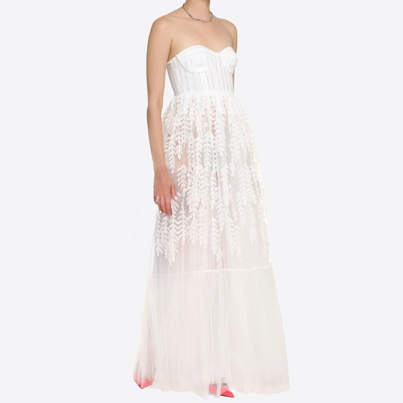 Robe longue Elisabetta Franchi blanche, decolleté bustier et jupe en relief