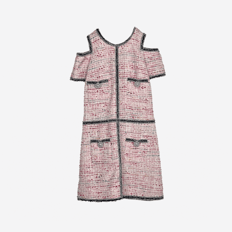 Short Edward Achour dress in pink tweed with jeweled buttons